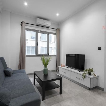 B&W, Nilie Hospitality Mgmt Apartman Szaloniki Kültér fotó